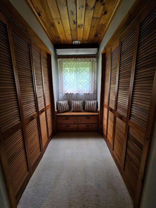 Holiday home J&d Hand Crafted Russell